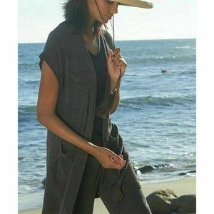 Barefoot dreams cozychic ultra lite short sleeve cardigan shawl